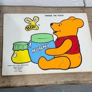 Vintage 1975 Walt Disney Winnie‎ The Pooh Inlay Puzzle Wood Toy